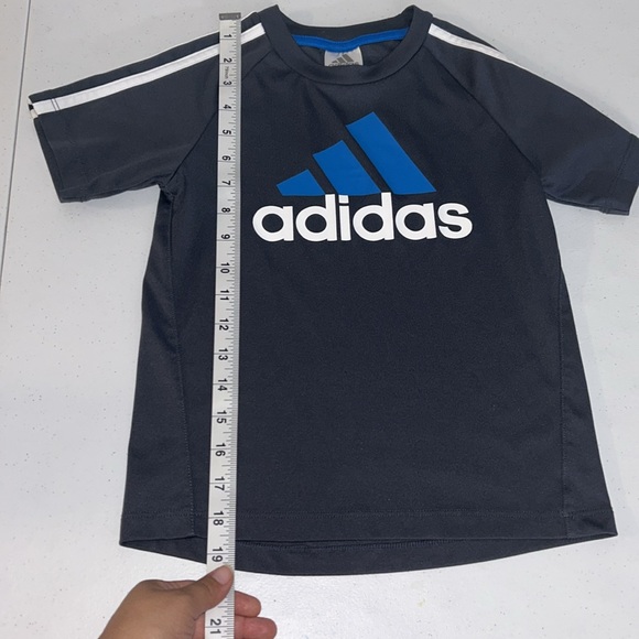 Adidas Boy’s Short Sleeve Athletic Top Size 6 - Picture 5 of 6